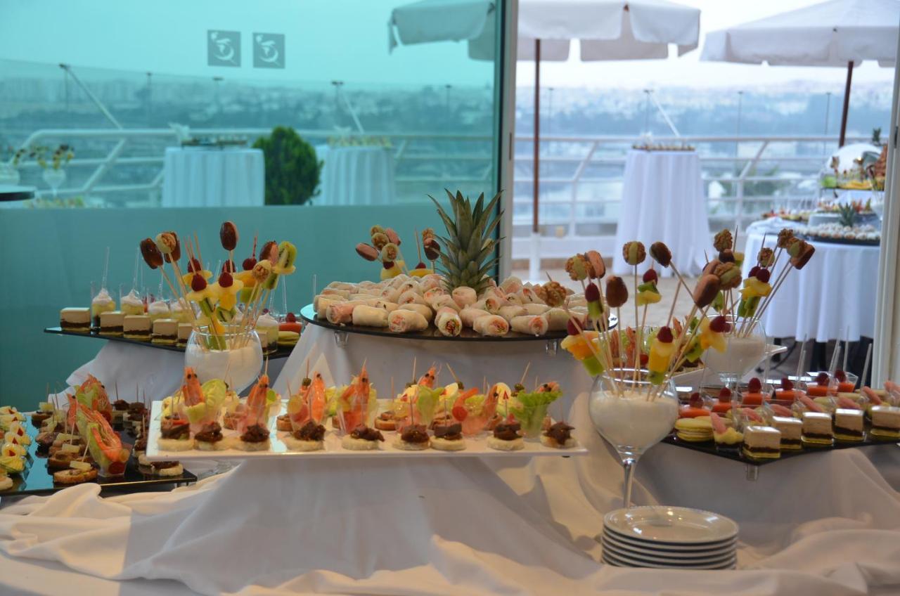 Hotel Borj Rabat - A Member Of Barcelo Hotel Group Exterior foto A buffet on a cruise ship