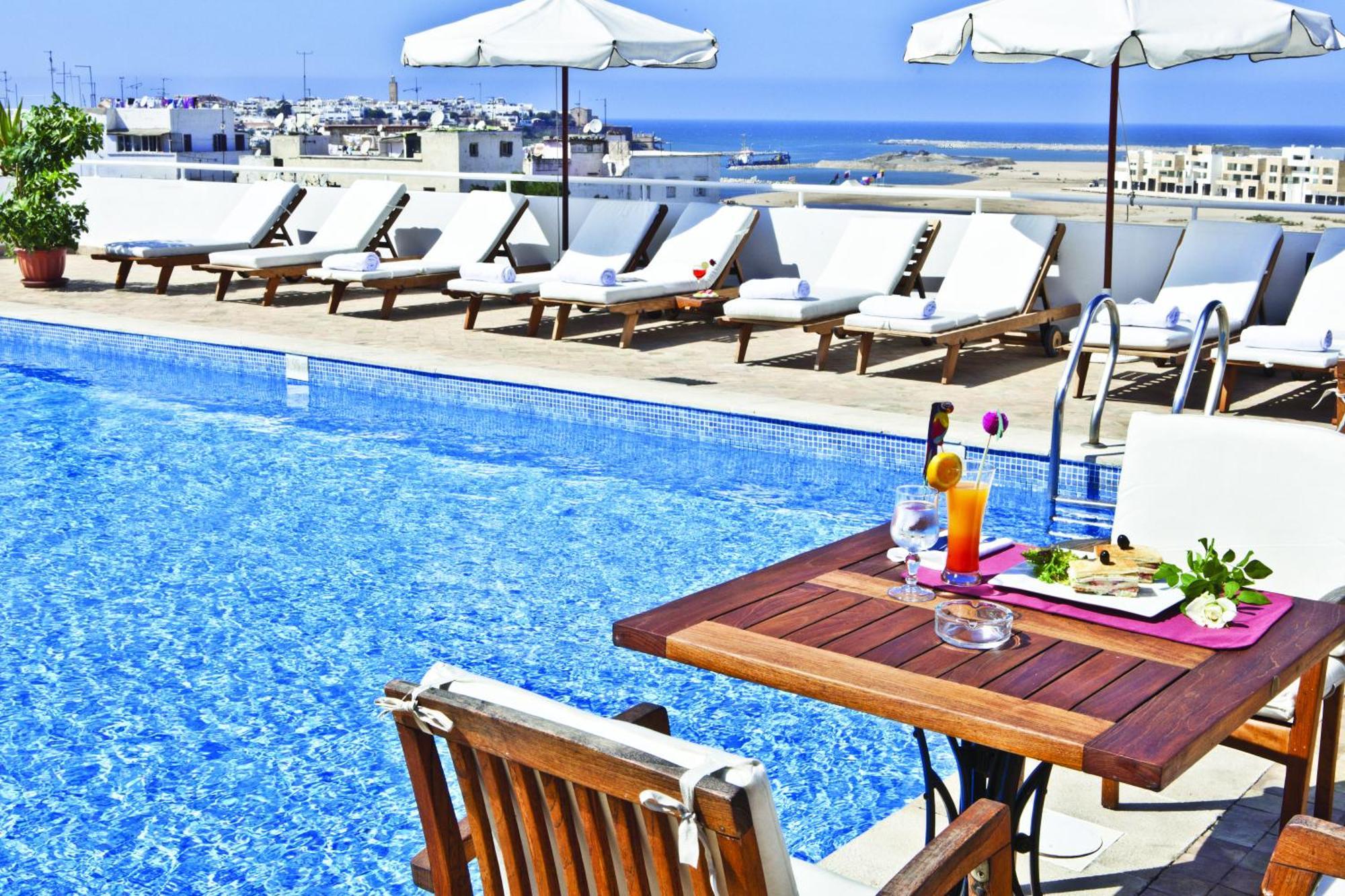 Hotel Borj Rabat - A Member Of Barcelo Hotel Group Exterior foto The pool at the hotel